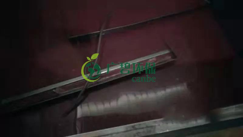 東莞龍背嶺驚現(xiàn)“紅水河”，一企業(yè)涉嫌偷排被立案調(diào)查(圖2)